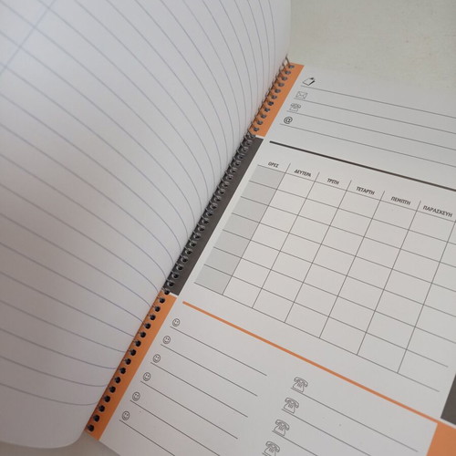 Spiral notebooks like new, 2 pieces, 18x24 cm, 4 subjects