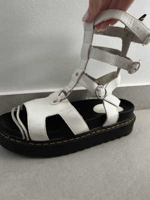 Women's sandals like new, worn minimally, size 41