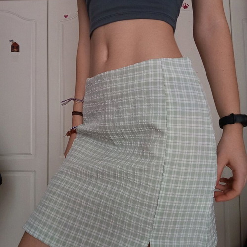Pistachio skirt Shein like new, size S 36 8, white and green