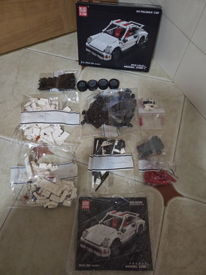 Mould King 911 Pull-Back Car Model Building Kit new