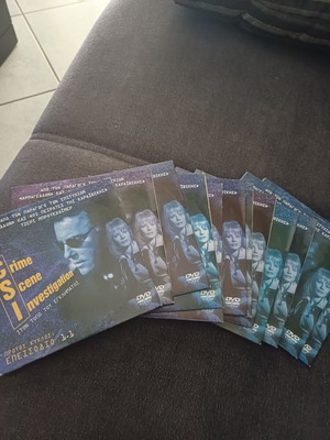 CSI Crime Scene Investigation DVD first season used, 13 discs