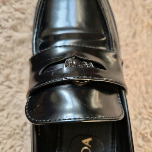 Loafers patent leather like new, size 37, black
