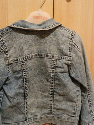 Thin jacket like new