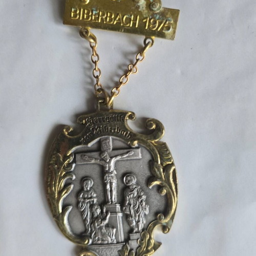 Vintage Bavarian religious medals collection like new