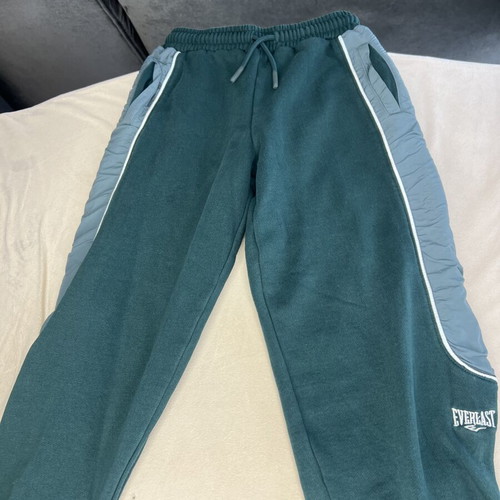 Children's sportswear set, age 7