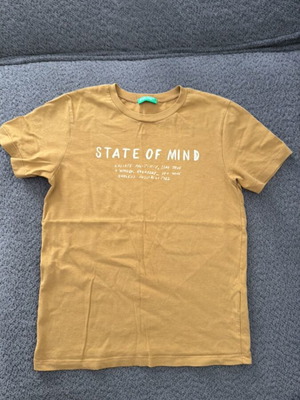 Benetton T-shirt boy size 140 cm like new, brown