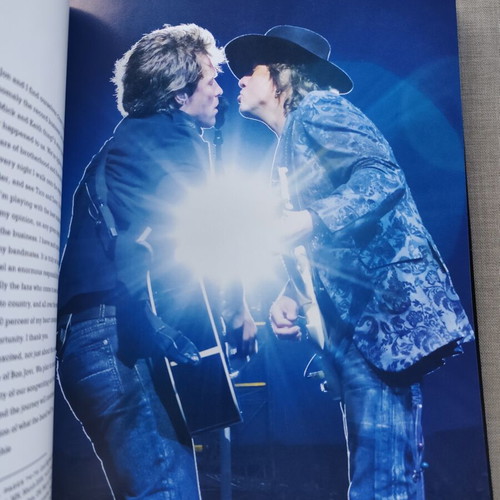 Bon Jovi autobiography like new, English