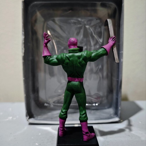 Wrecker Marvel Classic Figurine Collection like new