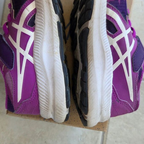 Asics athletic shoes for girl used, size 28.5, purple