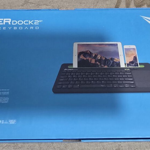 Alcatroz Xplorer Dock 2 wireless keyboard with touchpad like new, black and green (US)