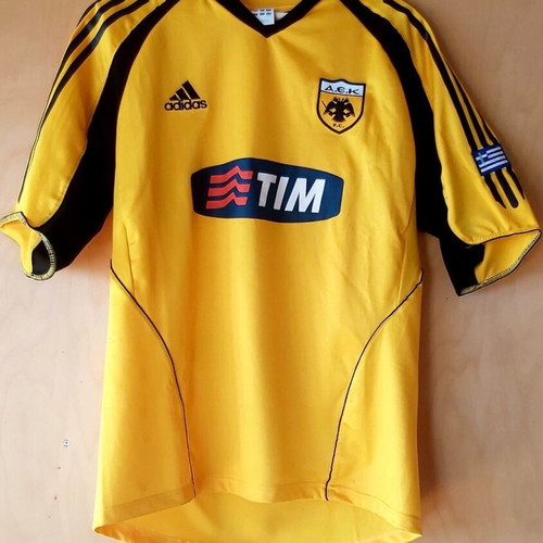 AEK jersey collectible like new, adidas size large 2005-2006