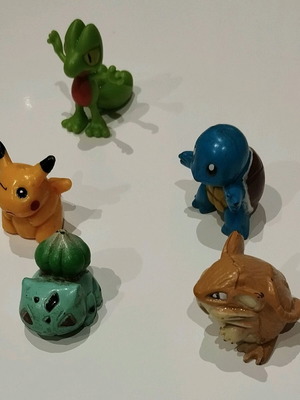 Pokémon small figures used, pack of five