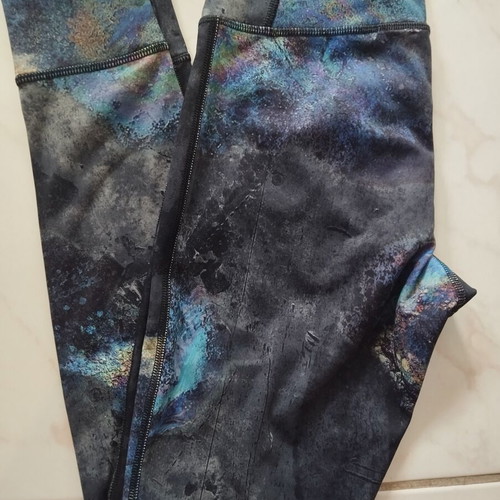 Reebok XS multicolor gym leggings like new