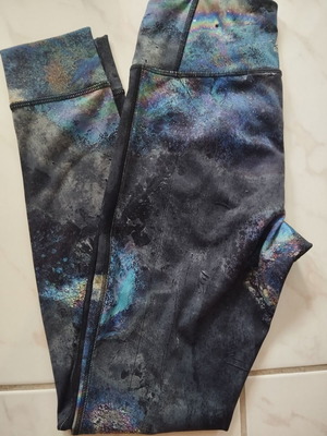 Reebok XS multicolor gym leggings like new