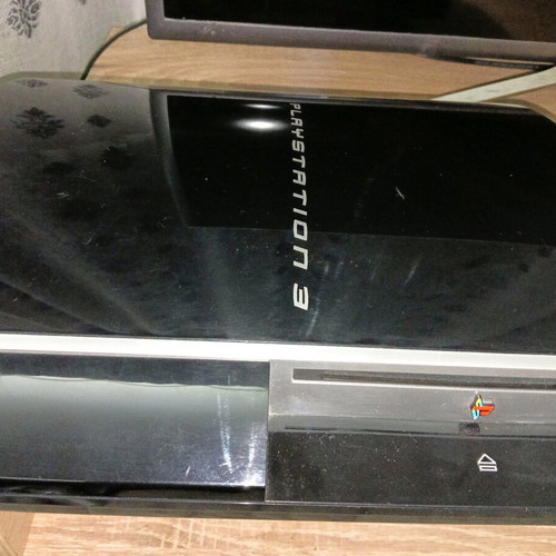 Sony PlayStation 3 Fat console like new, drive issue