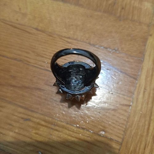 Unisex ring used dark gray with silver spikes