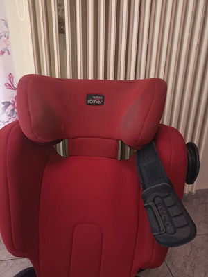 Παιδικό κάθισμα αυτοκινήτου Britax-Romer μεταχειρισμένο, κόκκινο