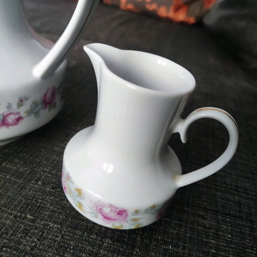 Winterpling Bavaria teapot like new with vintage milk jug