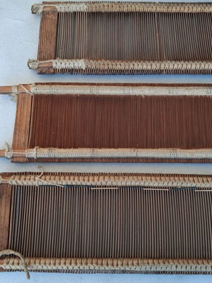Χτένια για αργαλειό και ρόκα μεταχειρισμένα, σετ τεσσάρων