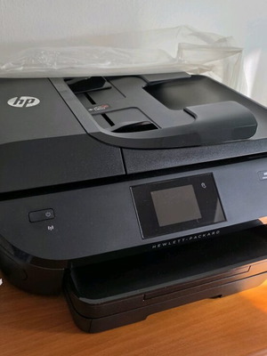 HP OfficeJet 5740 e-All-in-One σειρά εκτυπωτή σαν καινούργιο