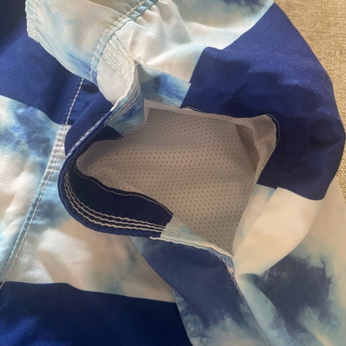 Gap swimwear used for boy 8-9 years white and blue
