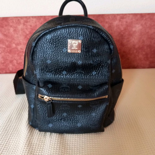 Black backpack bag like new