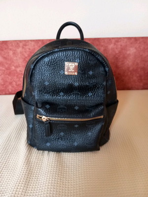 Black backpack bag like new