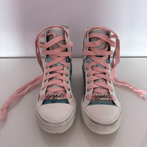 Amiri High Rise sneakers with Paisley bandana pattern like new