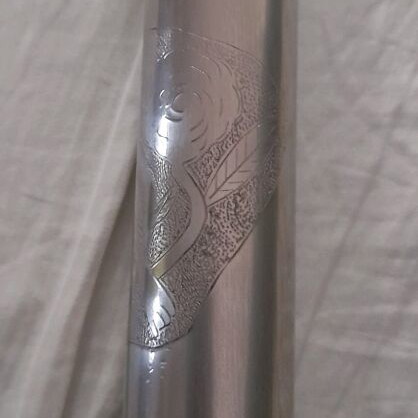 Shell vase from 1942 with handmade engraving, used