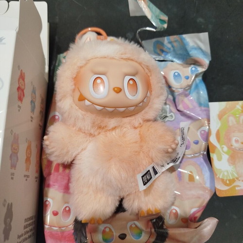 Labubu Popmart Big Intro Energy Happyness plush toy like new with box
