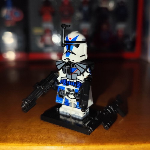 Dogma Star Wars Lego minifigure with accessories