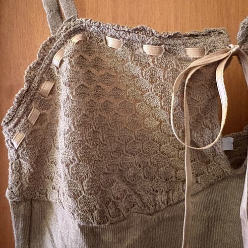 Benetton knitted top with lace details, like new, beige, size M
