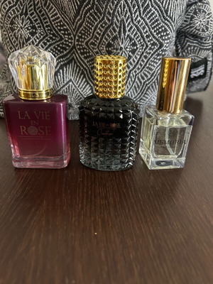 Πακέτο τριών αρωμάτων La Vie En Rose και Memoria καινούργια