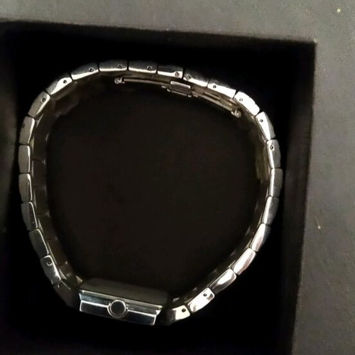 Seiko 7N39-0BA0 Quartz men's watch new, silver
