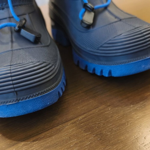 CMP snow boots size 40 blue like new