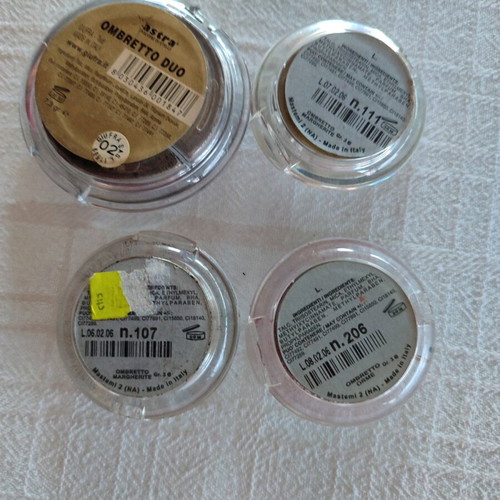 Eyeshadows like new, set with double and single shades