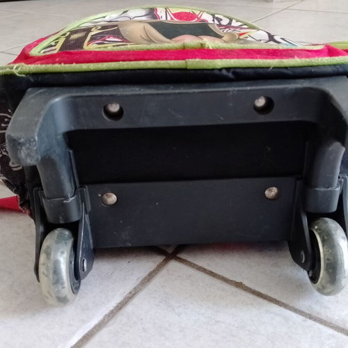 Scooby Doo kindergarten trolley bag used