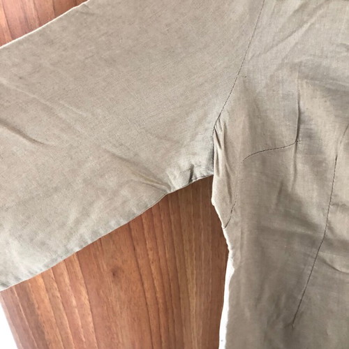 Linen tunic L like new, beige with embroidery