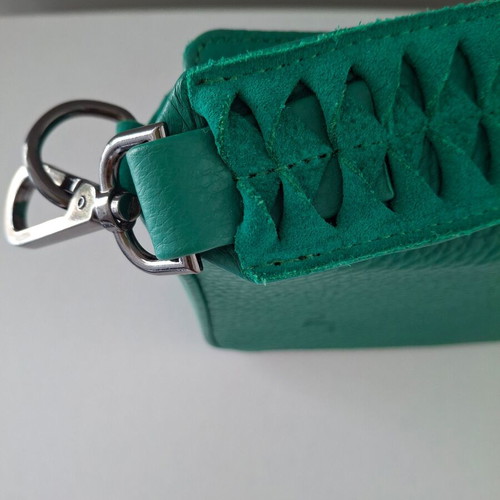 Women's leather shoulder bag Park House green new