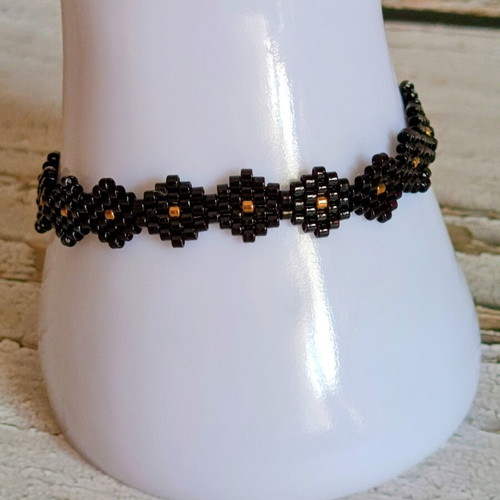 Handmade bracelet black and gold with Miyuki beads made to order