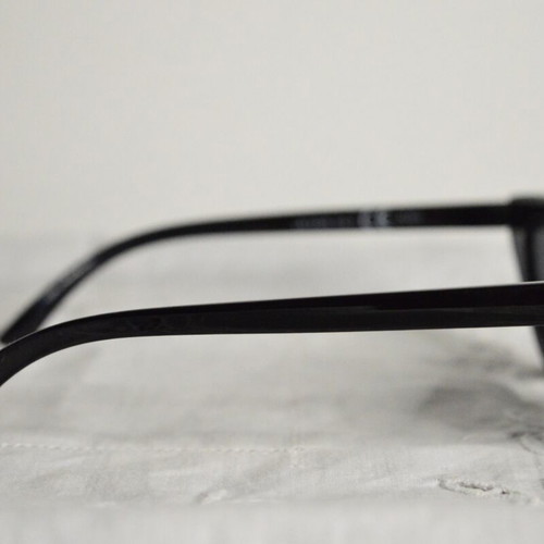 Butterfly sunglasses black like new