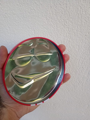 M&M's metal cap used