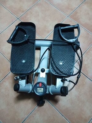 Stepper with electronic display like new