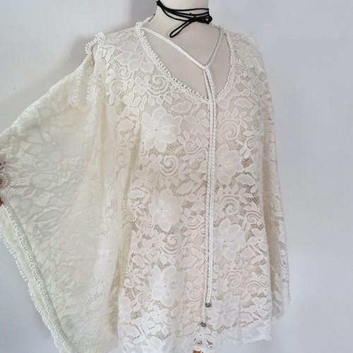 Kaftani oversized lace beachwear new, one size