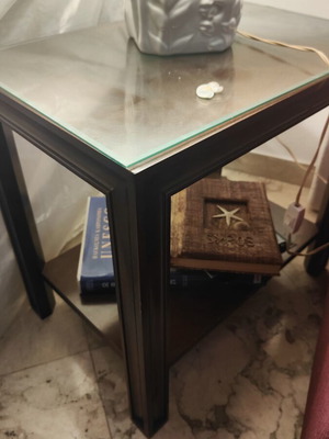 Wooden table for lamp, like new
