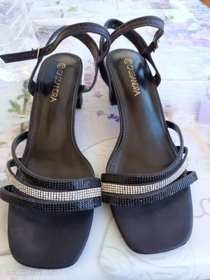 Black sandals size 39 with rhinestones