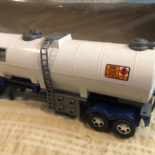 Matchbox Superkings K-103 tanker truck used, large