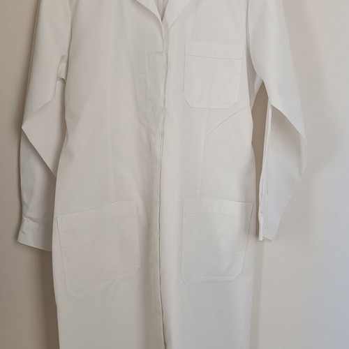 Avra Medical Lab Coat Size 46 Like New White