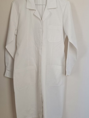 Avra Medical Lab Coat Size 46 Like New White