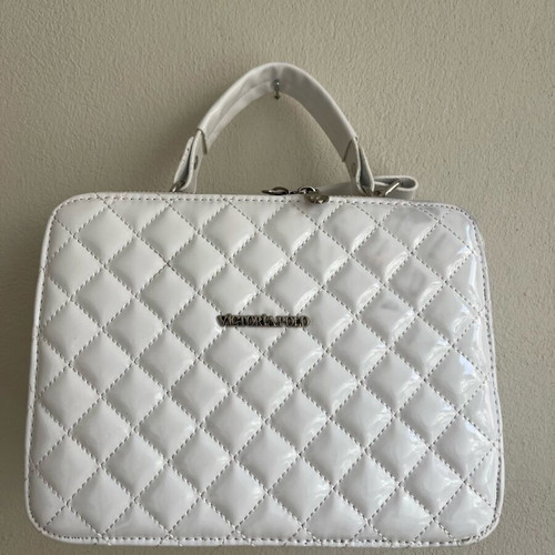 White lustrous bag with silver details and chain